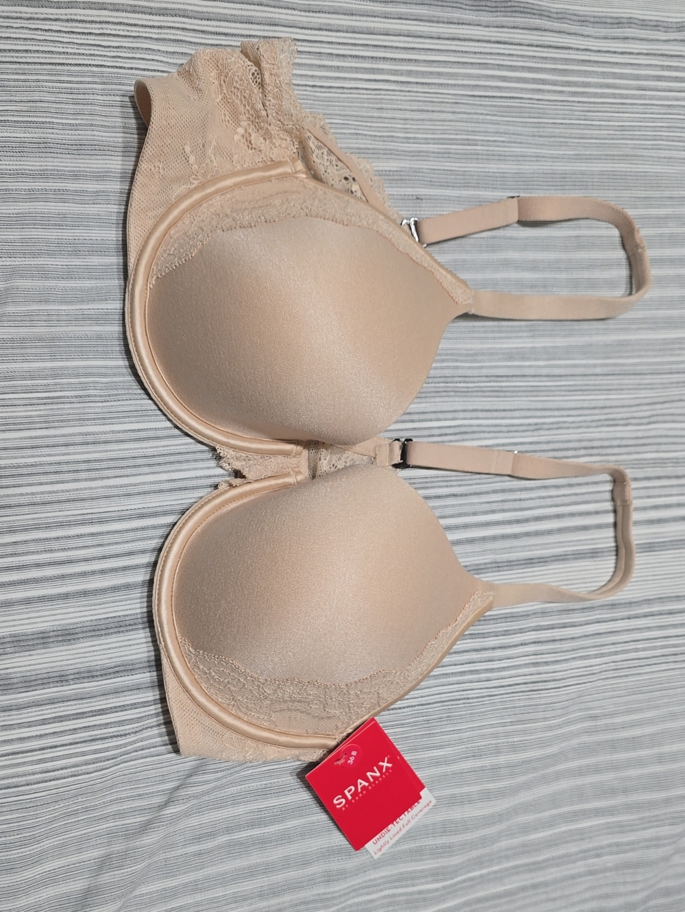 SPANX Beige Lace-Trim Contour Undietectable Bra